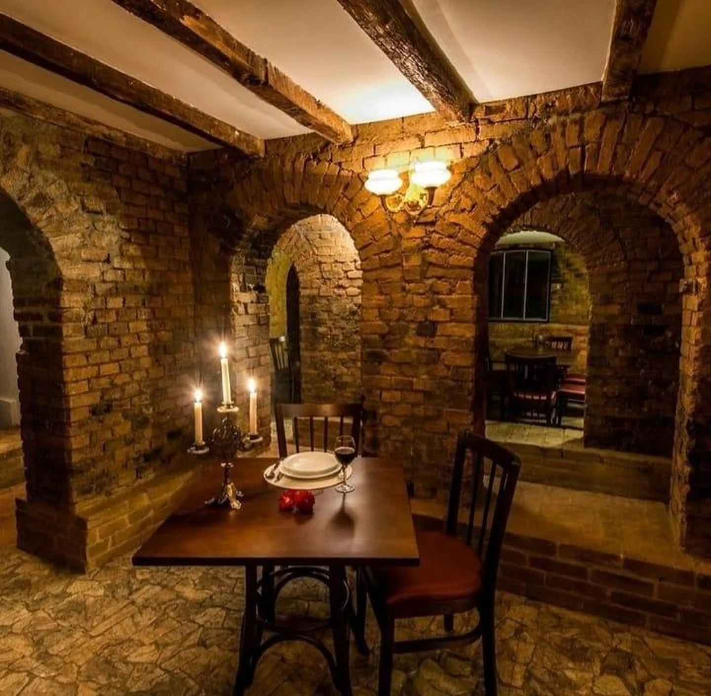 Cave Madame Pelissier 16