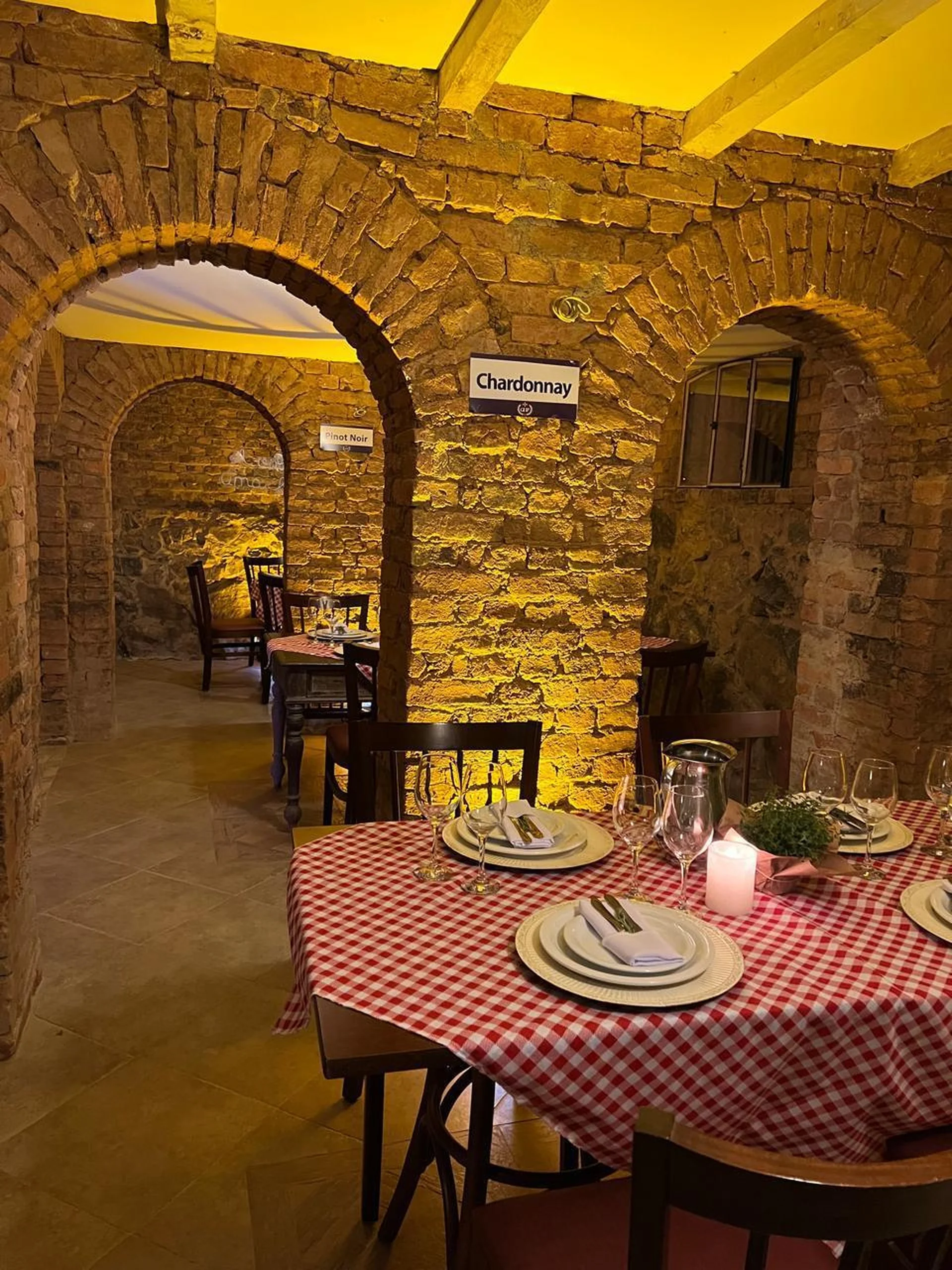 Cave Madame Pelissier 17